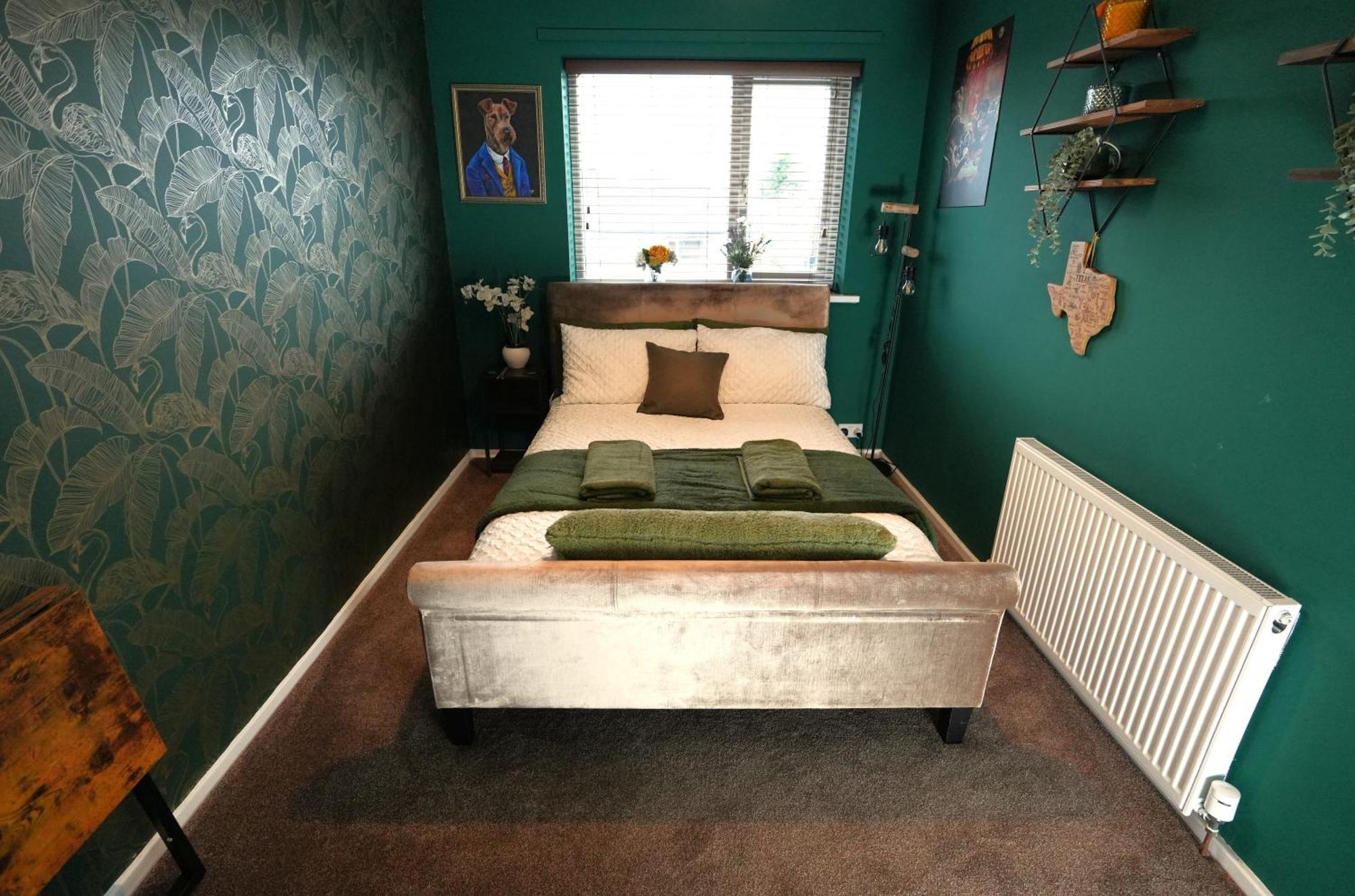Detached Homestay - Super, King & Double Rooms - Leyland, Preston, Chorley, Lancashire Ngoại thất bức ảnh