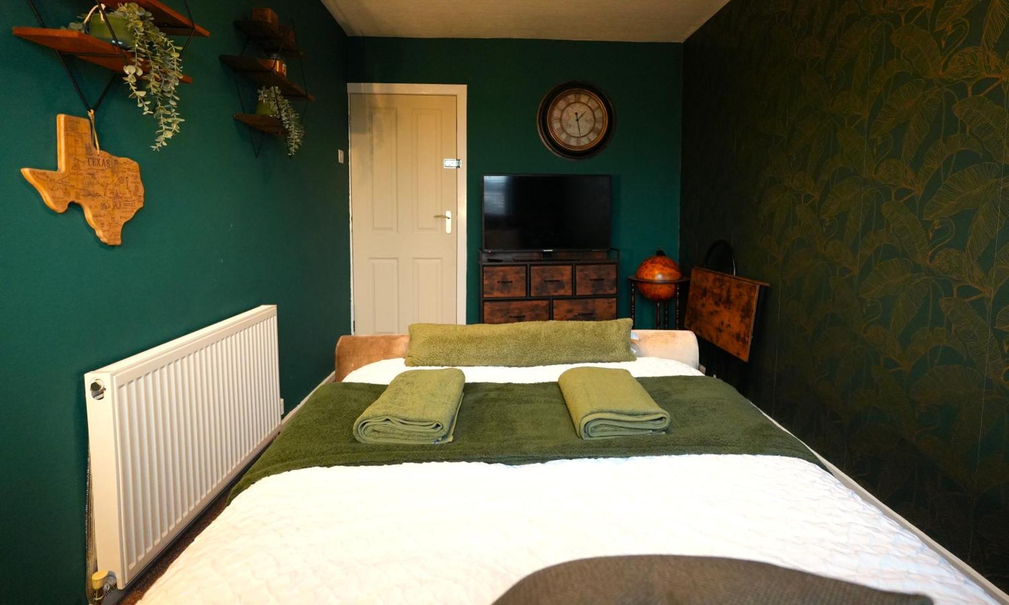 Detached Homestay - Super, King & Double Rooms - Leyland, Preston, Chorley, Lancashire Ngoại thất bức ảnh