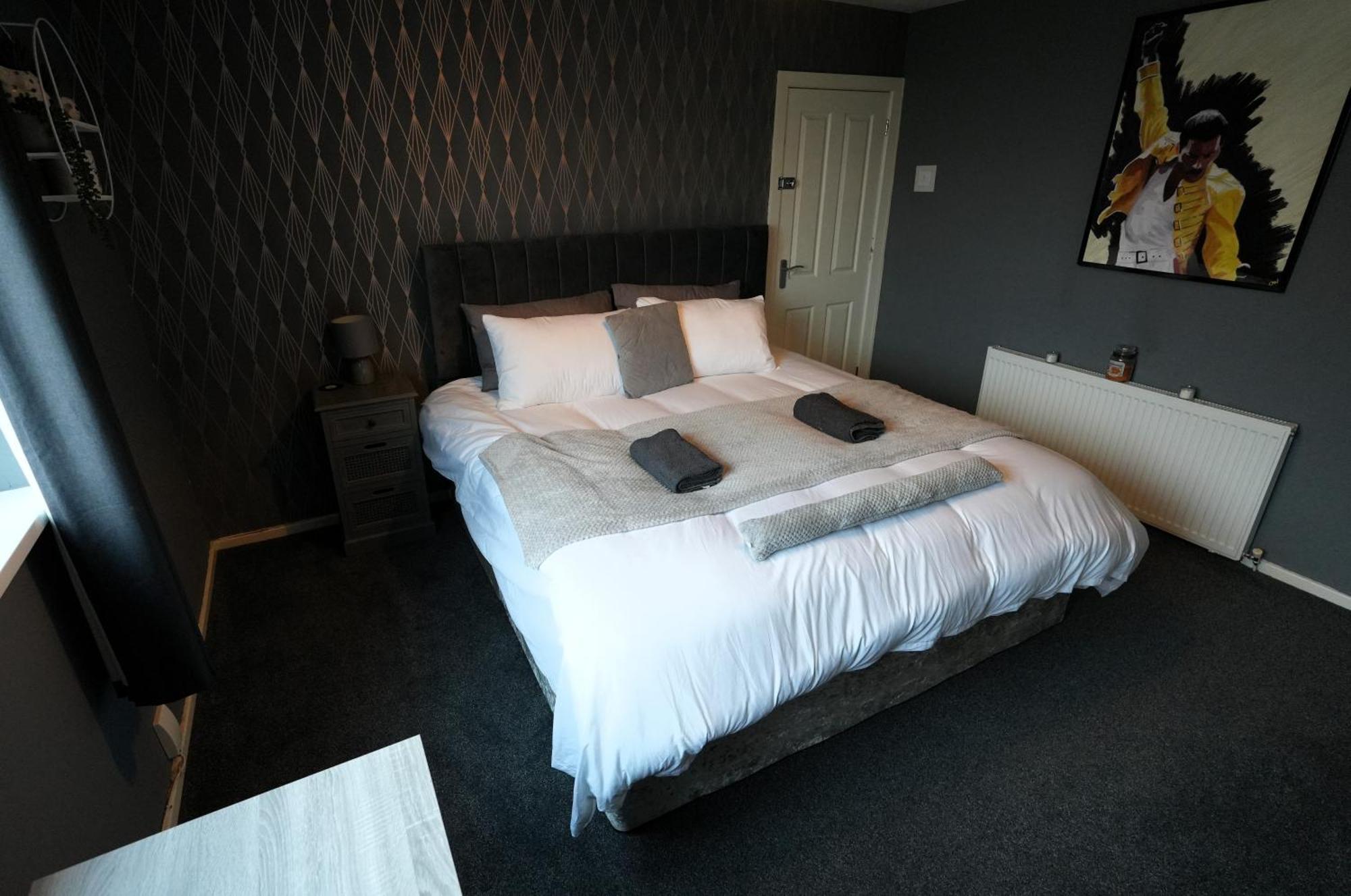 Detached Homestay - Super, King & Double Rooms - Leyland, Preston, Chorley, Lancashire Ngoại thất bức ảnh
